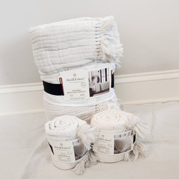 Hearth & Hand - Full/Queen Textured Matelasse Textured Coverlet and 2 Shams - Picture 2 of 13